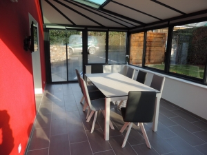 table extensible-ceramique-veranda-anthracite-et-gris